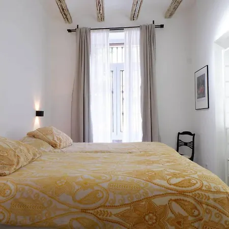 Magnifique Hert Ft * París